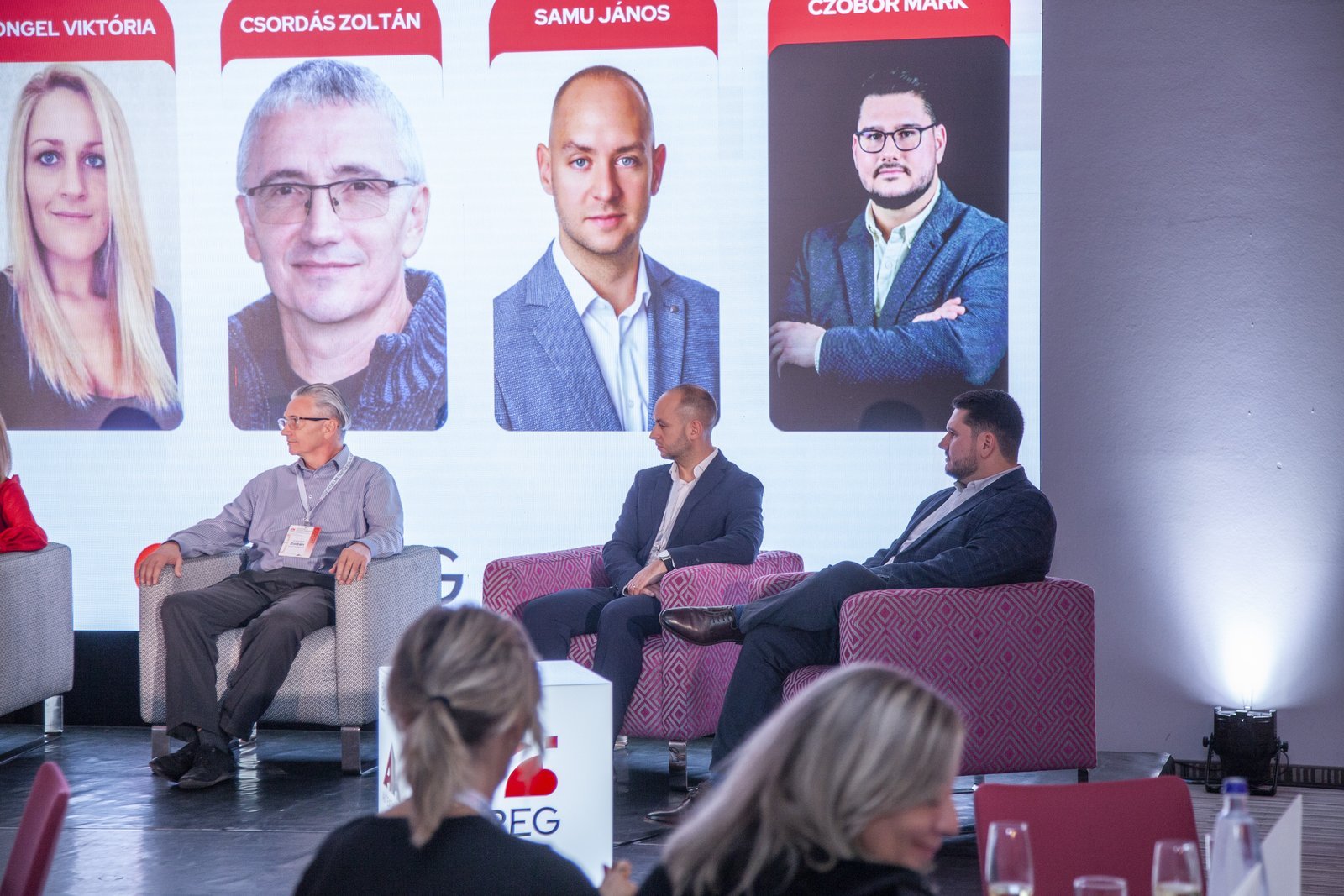 Szakmai panelbeszélgetés fiREG részvétellel